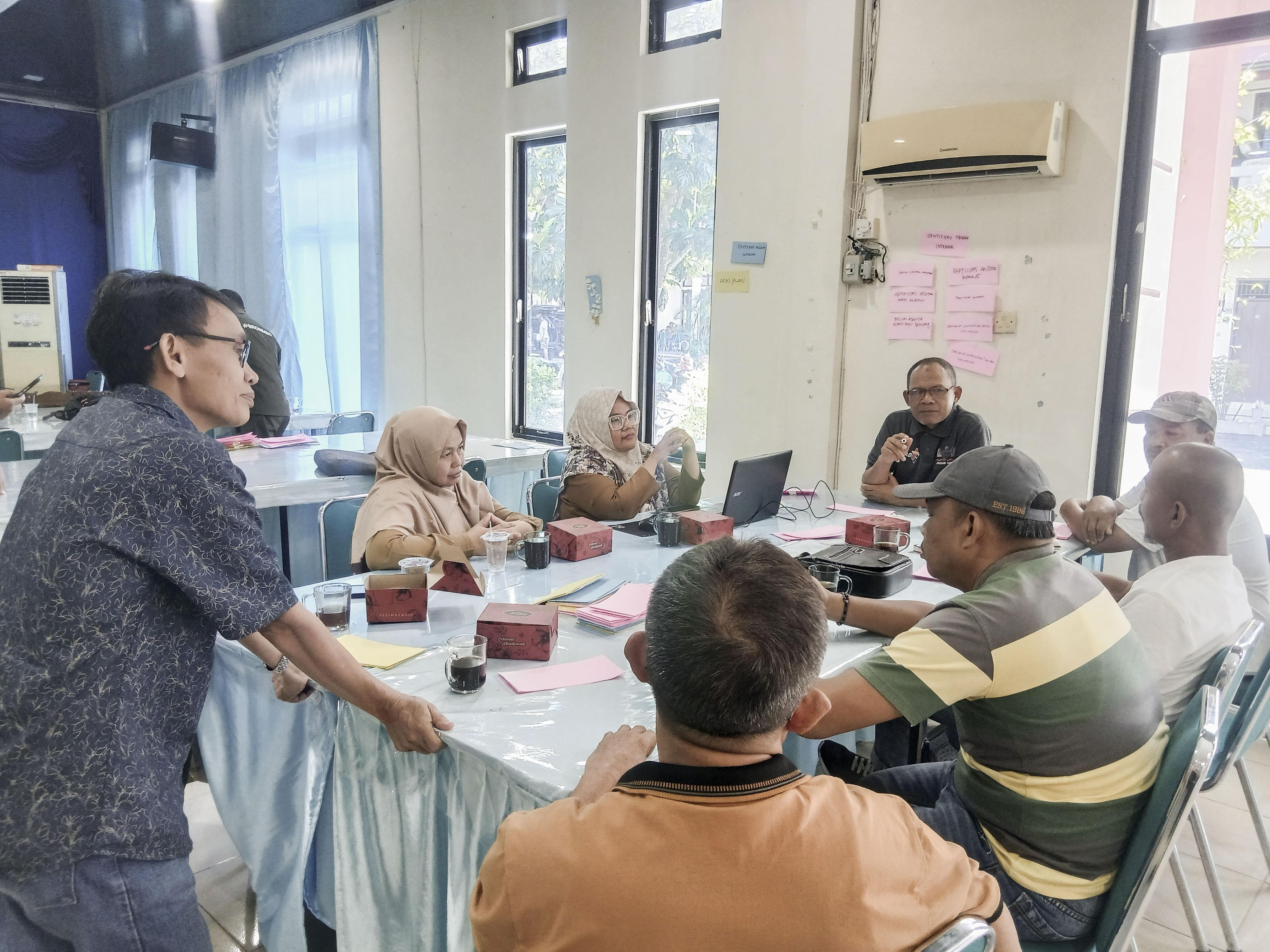 Perkuat Pengelolaan Hutan Berbasis Masyarakat