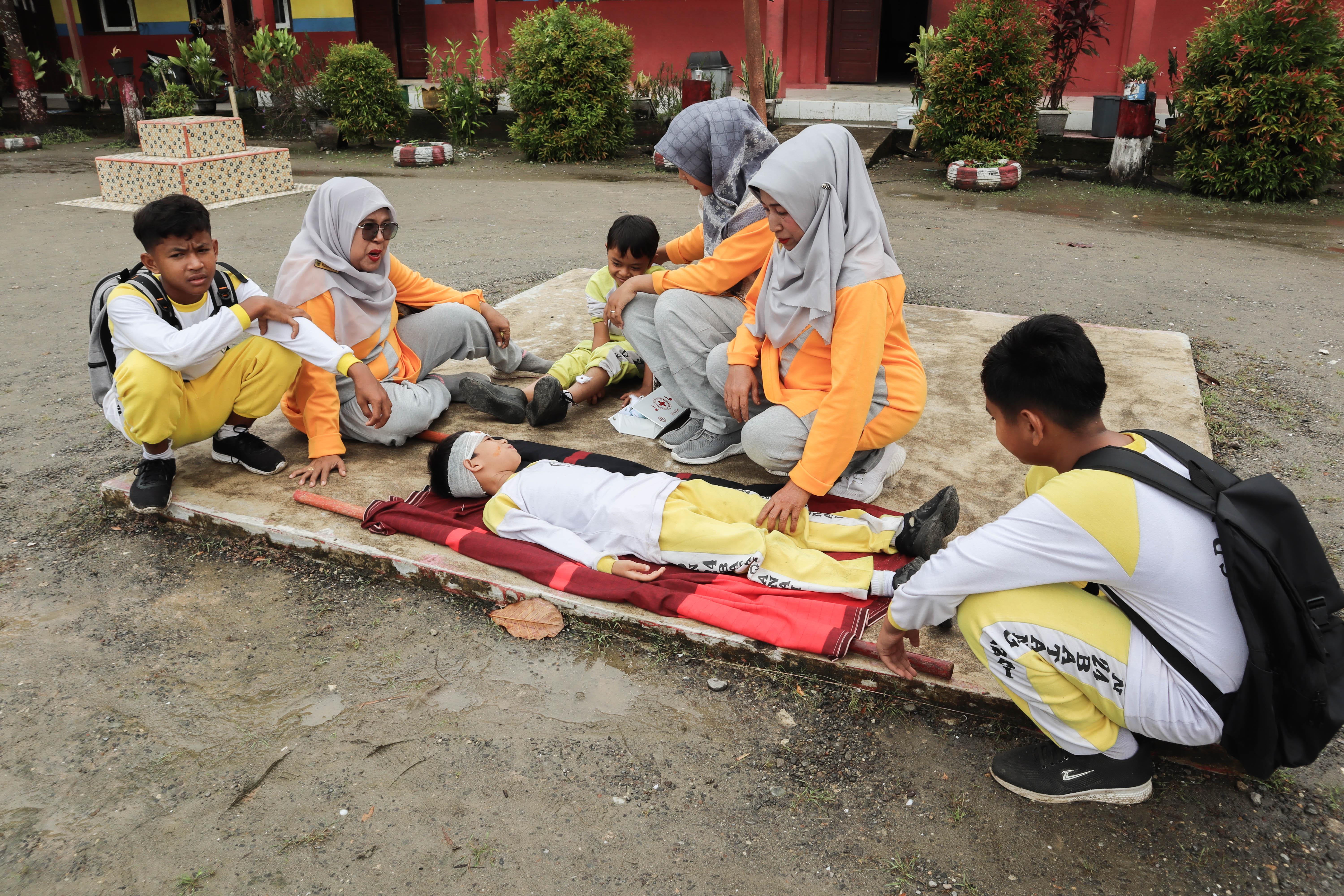 Simulasi Bencana Gempa dan Tsunami di SDN 24 Batang Anai, Kabupaten Padang Pariaman