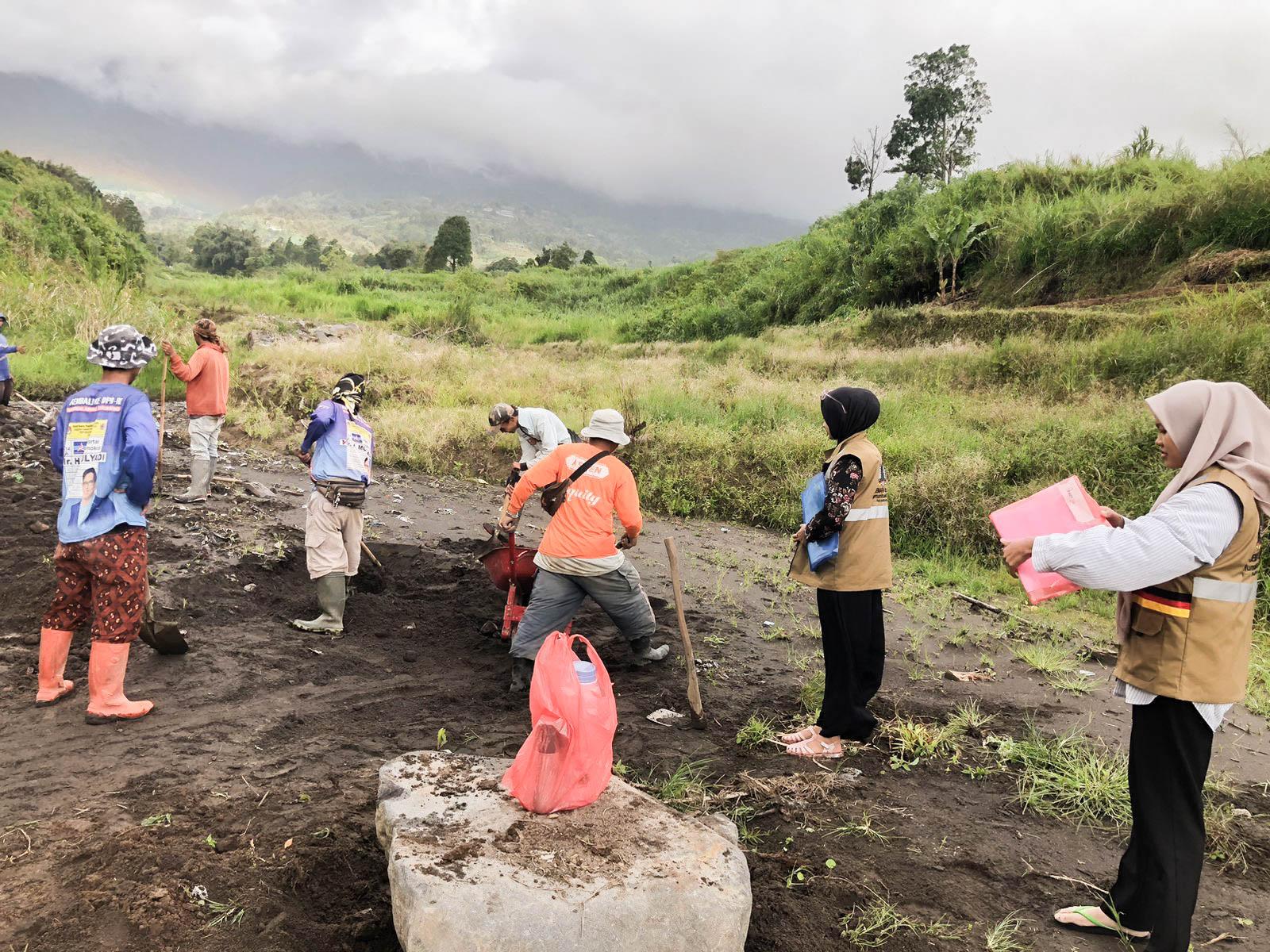 Pemulihan Lahan Pertanian Terdampak Banjir Lahar Dingin Kabupaten Agam